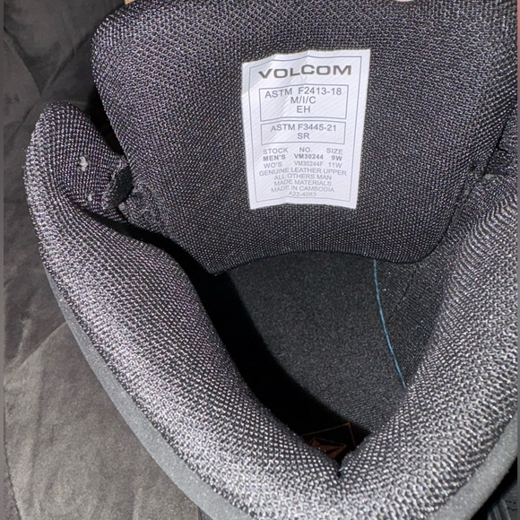 🦋Volcom Evolve Composite Toe High-Top Work Sneaker - Men's, Size 9W - Picture 6 of 7